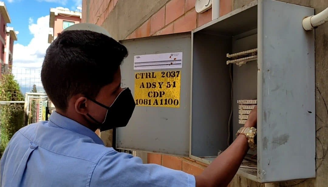 Cantv inició recuperación de servicios en Cacique Tiuna