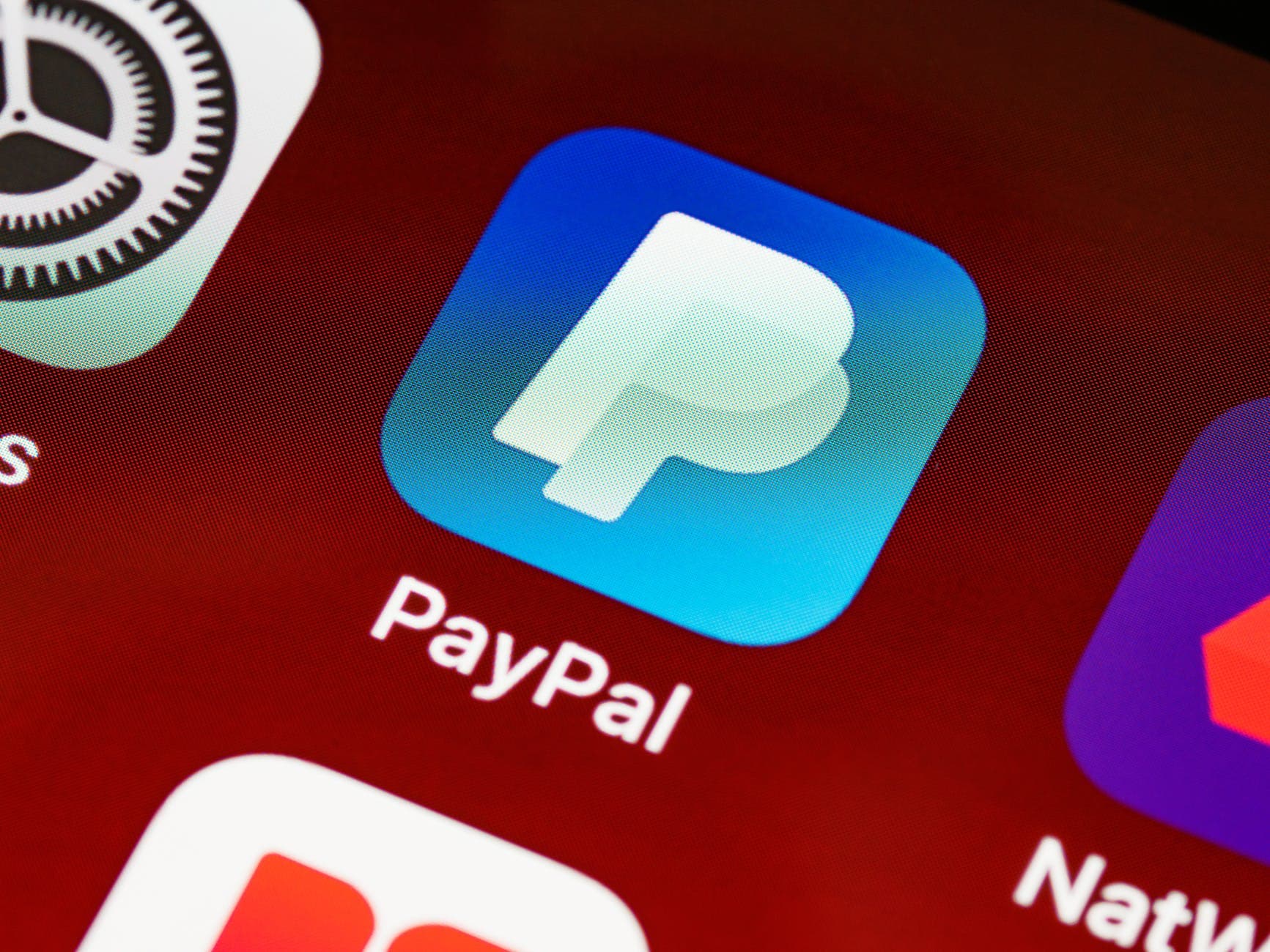 PayPal te cobrará por no usar la cuenta durante un año: como evitarlo