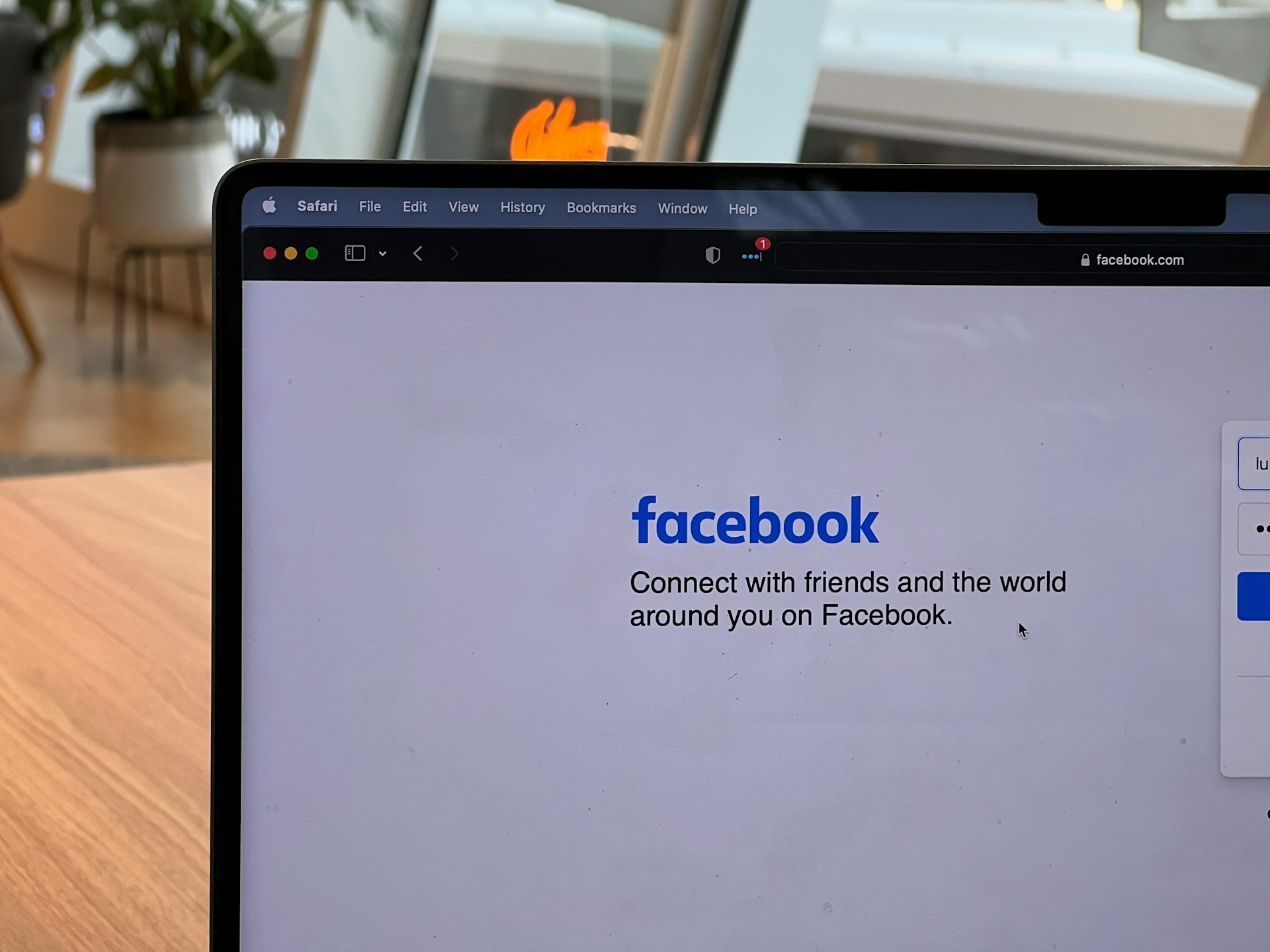 Meta promete limpiar el feed de Facebook de contenido basura y spam