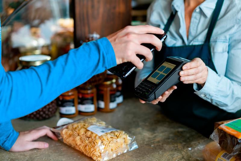 Movistar Empresas se consolida como referente en seguridad en la industria de sistemas de pago con dos certificaciones internacionales